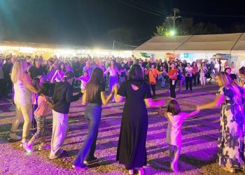 Με μεγάλο λαϊκό γλέντι ολοκληρώθηκε το Τρικαλινό Παζάρι
