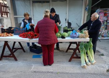 Ο Μπέμπος φέρνει ντόπια κηπευτικά κάθε Σάββατο στη Φαρκαδόνα