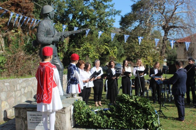 Η Πιαλεία τίμησε τον Ήρωα της Βασίλη Τσιαβαλιάρη στα 25α ΤΣΙΑΒΑΛΙΑΡΕΙΑ