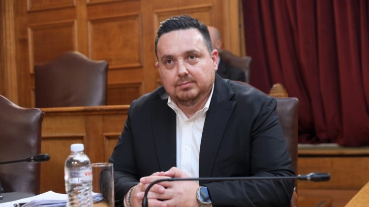 Σάλος στον ΟΠΕΚΕΠΕ: Παραιτήθηκε ο αντιπρόεδρος μετά τις αποκαλύψεις για οικογενειακά επιδόματα!