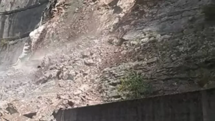 Συνεδρίασε εκτάκτως το ΠΕΣΟΠΠ στην Περιφέρεια Θεσσαλίας για τις κατολισθήσεις στο εργοστάσιο της ΔΕΗ στη Γλύστρα Πύλης