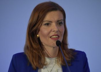 Ανδριάνα Κομήτσα: « Σπάμε τον κύκλο της ιδρυματοποίησης για τα κακοποιημένα παιδιά »