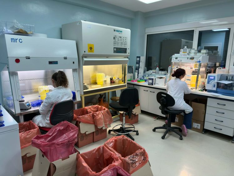 Η πολύτιμη συμβολή του Κτηνιατρικού Εργαστηρίου Λάρισας στη διαχείριση της ευλογιάς