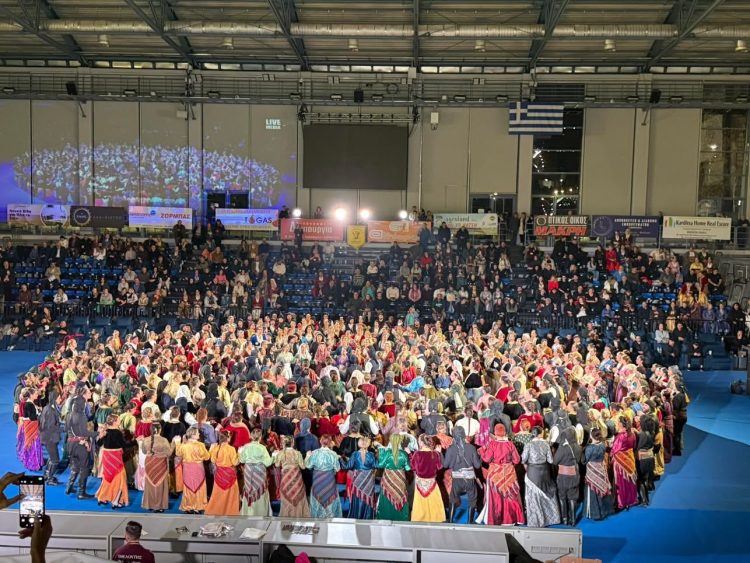 Απόλυτα πετυχημένο το 19ο Πανελλαδικό Φεστιβάλ Ποντιακών Χορών  στην Καρδίτσα