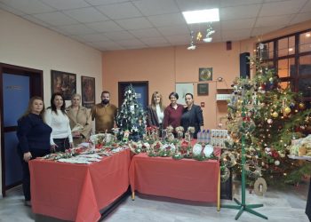 Ευχαριστήριο Συλλογου γονεων και κηδεμόνων Δημοτικού Σχολείου Ταξιαρχων 