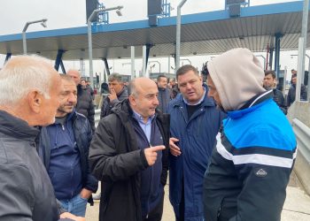 Στο μπλόκο των Τρικαλινών αγροτών στον Λόγγο ο  Σακκάς