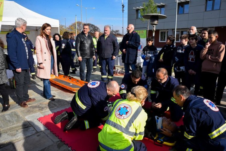 Εκατοντάδες μαθητές στο «Open Day Εθελοντισμού» της Περιφέρειας Θεσσαλίας