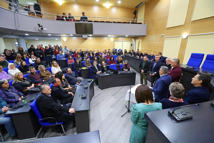 Η Διεύθυνση Αγροτικής Οικονομίας και Κτηνιατρικής  της Περιφέρειας Θεσσαλίας έκοψε την πίτα της