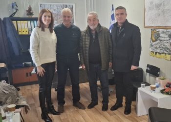 Στη Δομή φιλοξενίας μεταναστών του Κουτσοχέρου η Περιφερειακή Αρχή