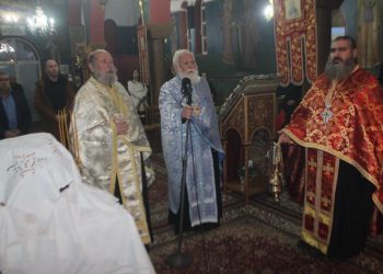 O Εσπερινός του Αγίου Αθανασίου στο Δροσερό