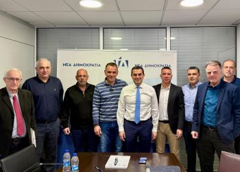 Με την Ομοσπονδία Πυροσβεστών Ελλάδος, συναντήθηκε ο Κώστας Σκρέκας