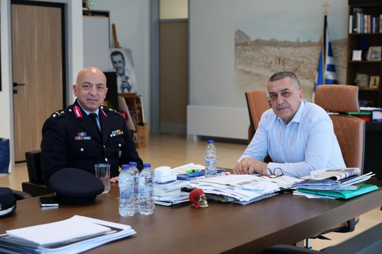 Εθιμοτυπική επίσκεψη του Γενικού Περιφερειακού Αστυνομικού Διευθυντή Θεσσαλίας στον Κουρέτα