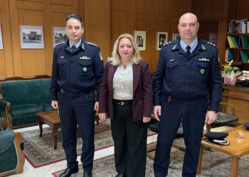 Εθιμοτυπική συνάντηση με τη νέα ηγεσία της Διεύθυνσης Αστυνομίας Τρικάλων είχε η Ντιντή