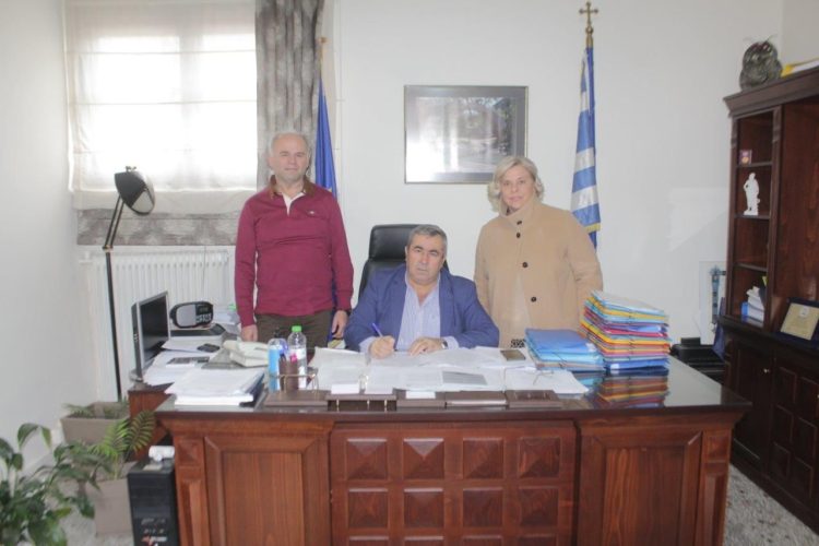 Σε τροχιά αποκατάστασης η Δημοτική Ενότητα Πύλης – Υπογράφτηκαν έργα 250.000€ για δίκτυα και υποδομές