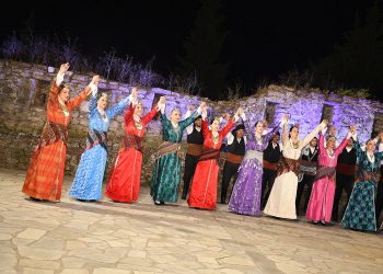 «Χρώματα Παράδοσης» – Ο Χορευτικός Όμιλος Τρικάλων χορεύει για καλό σκοπό