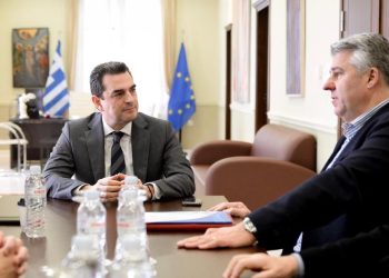 Περιοδεία Σκρέκα στην Αλεξανδρούπολη, με φόντο το Προσυνέδριο της Νέας Δημοκρατίας