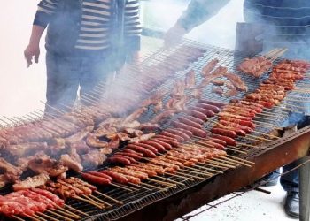 Πλησιάζει η Τσικνοπέμπτη… Πότε πέφτει φέτος