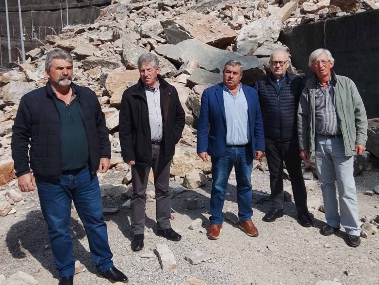 Νέα επίσκεψη του Δημάρχου Πύλης στη Γλύστρα Μυροφύλλου για το κατολισθητικό φαινόμενο