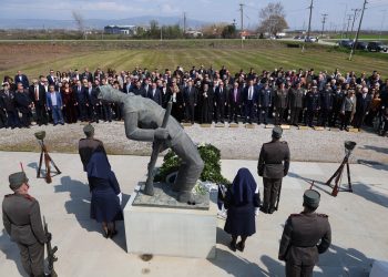 Συγκίνηση και εθνική υπερηφάνεια στην εκδήλωση μνήμης για τους ήρωες του Υψώματος 731, παρουσία του Προέδρου της Βουλής