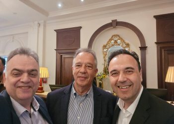 Συζήτηση με… προοπτική στο προσυνέδριο της ΝΔ