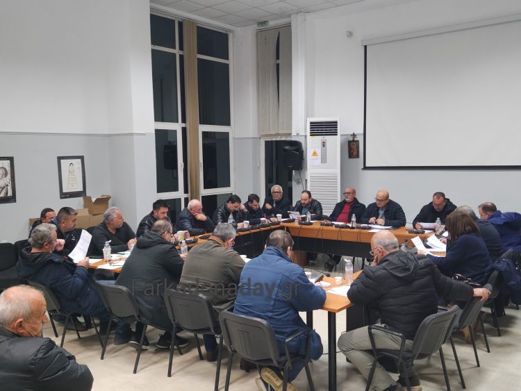 Ομόφωνη παραχώρηση αίθουσας στον Μουσικό Σύλλογο Αμφίων από το Δημοτικό Συμβούλιο Φαρκαδόνας
