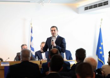Μαζική συμμετοχή στην περιοδεία του Κώστα Σκρέκα στο Ηράκλειο 