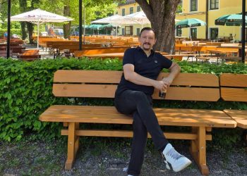 Ένας «δικός μας» άνθρωπος που πέτυχε αλλά συνεχίζει να στέκεται δίπλα μας…