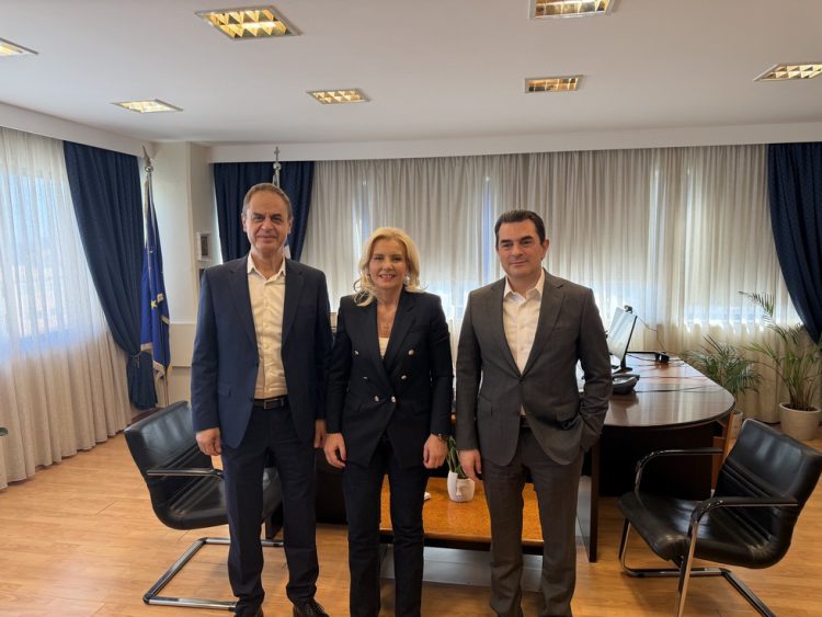 Συνάντηση Καραλαριώτου με Σκρέκα και Κονταδάκη στην Αποκεντρωμένη Διοίκηση Θεσσαλίας – Στερεάς