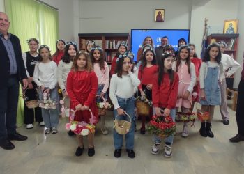 Επίσκεψη των «Λαζαρίνων» στη Διεύθυνση Πρωτοβάθμιας Τρικάλων