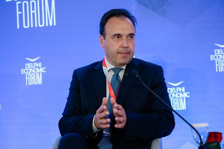 Παπαστεργίου : Νέο πλαίσιο για τα social media