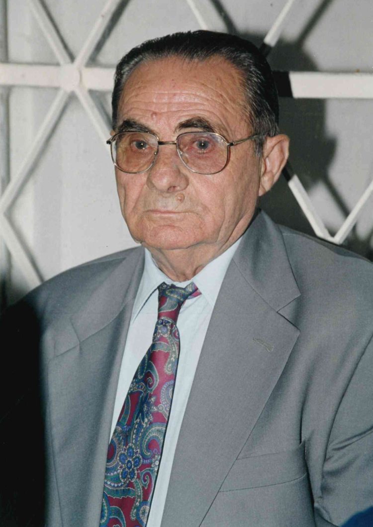 Απεβίωσε ο Χρήστος Οικονόμου από την Φαρκαδόνα