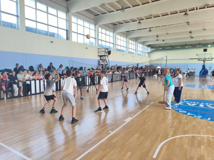 Με επιτυχία και συγκίνηση το 1ο Σχολικό Τουρνουά Βόλεϊ «Νίκος Σπανός» στην Καλαμπάκα