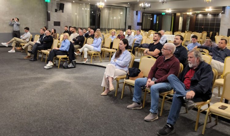 Παρουσιάστηκαν νέα χρηματοδοτικά προγράμματα επιχειρηματικότητας στα Τρίκαλα
