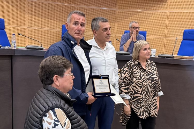 Ανησυχία στη Θεσσαλία για την έξαρση της νόσου Πάρκινσον – Παρεμβάσεις Περιφέρειας και αποφάσεις του Περιφερειακού Συμβουλίου