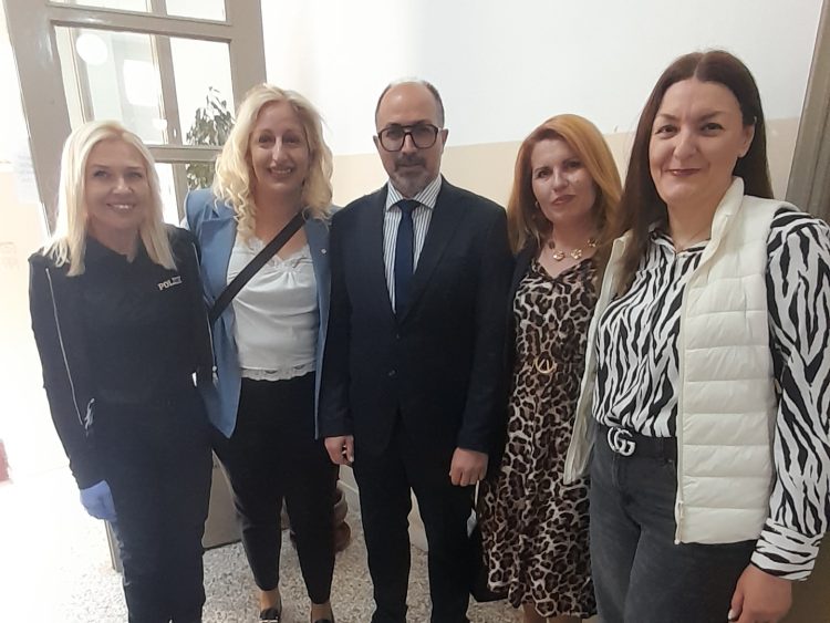 Συνάντηση Γυναικών Αστυνομικών με τον Νεοεκλεγέντα Πρόεδρο της Π.Ο.ΑΣ.Υ.