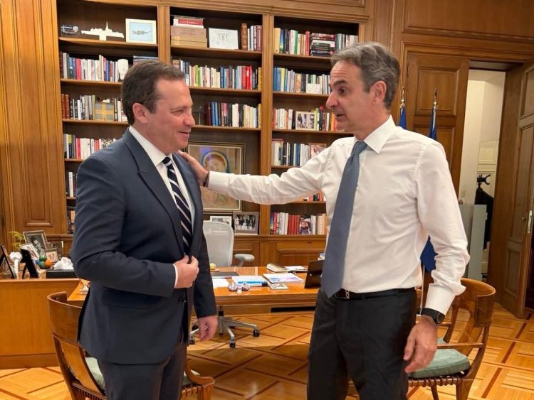 Φούντωσαν τα σενάρια για τον Λιούτα μετά το Μαξίμου