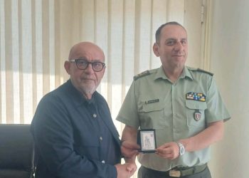 Στον Δήμαρχο Φαρκαδόνας ο νέος διοικητής της ΣΜΥ