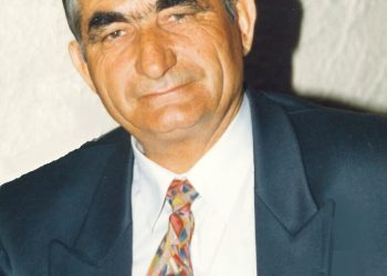 Απεβίωσε ο Ευάγγελος Οικονόμου