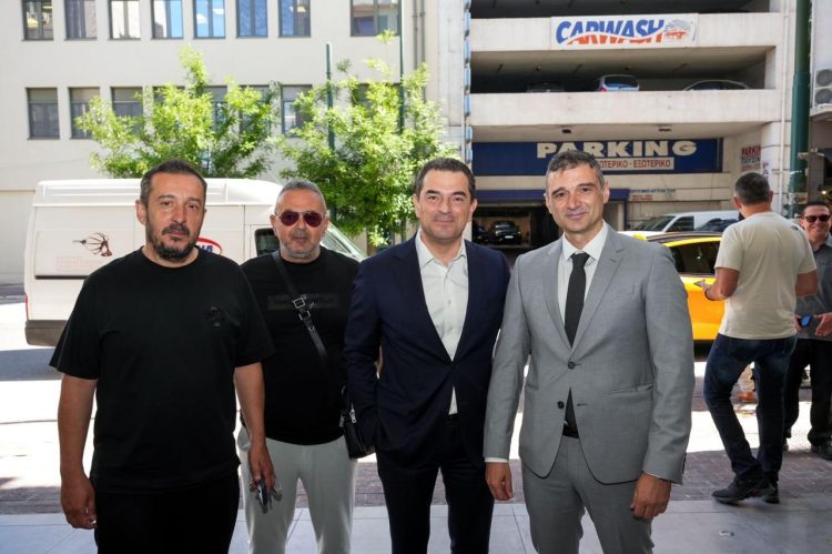 Στο Πανελλήνιο Συνέδριο Εξωτερικών Φρουρών ο Κώστας Σκρέκας