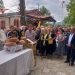 Πλήθος πιστών στον Εσπερινό της Αγίας Τριάδας Γόμφων