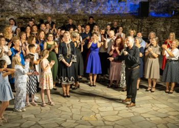 Έκλεψαν τις εντυπώσεις ο «Φαϋττός» Ζάρκου και ο Γυμναστικός Σύλλογος Φαρκαδόνας στις «Στιγμές Γλεντιού»