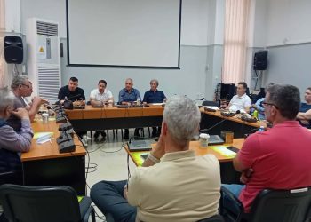Σύσκεψη στη Φαρκαδόνα για την προστασία του περιβάλλοντος από τα απορρίμματα γεωργικών φαρμάκων
