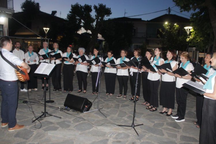 Επιτυχημένο κλείσιμο της Μουσικοχορευτικής χρονιάς του Πολιτιστικού Συλλόγου Γυναικών Παλαιομοναστήρου