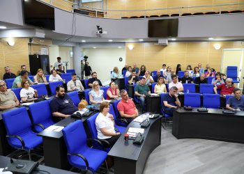 Ευρεία συμμετοχή στην ενημερωτική συνάντηση για τα Σχέδια Βελτίωσης και τους Νέους Αγρότες