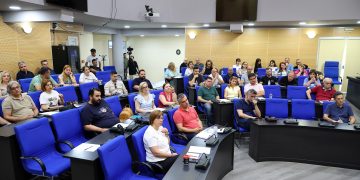 Ευρεία συμμετοχή στην ενημερωτική συνάντηση για τα Σχέδια Βελτίωσης και τους Νέους Αγρότες