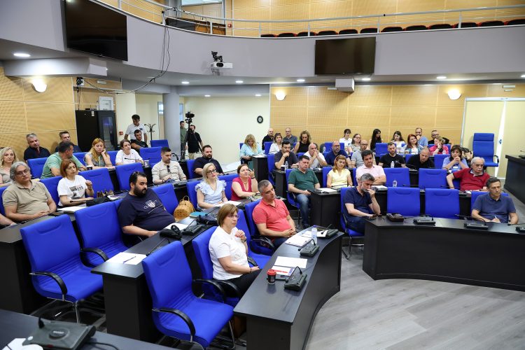 Ευρεία συμμετοχή στην ενημερωτική συνάντηση για τα Σχέδια Βελτίωσης και τους Νέους Αγρότες