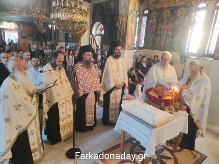 Ο Πανηγυρικός Εσπερινός των Αγίων Αποστόλων Πέτρου και Παύλου στη Φαρκαδόνα