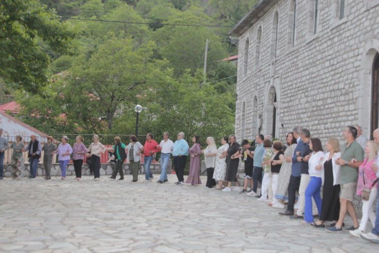Η Νεράιδα τίμησε το έθιμο «ΤΟ ΚΑΓΚΕΛΟ» με πλήθος κόσμου και παραδοσιακό γλέντι
