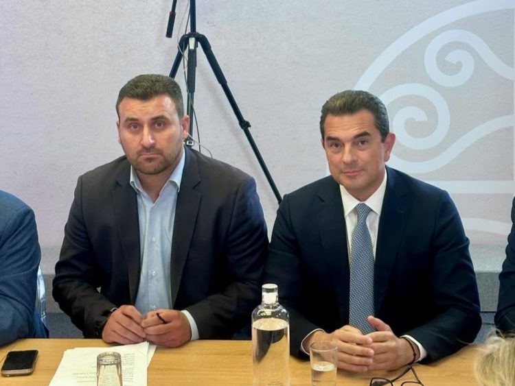 Ευχαριστήριο Σκρέκα στον Παπασταύρου για τα έργα ύδρευσης, στον Δήμο Μετεώρων