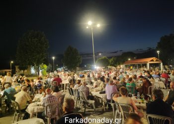 Χορός, μουσική και απίστευτο κέφι χθες βράδυ στον Πετρόπορο